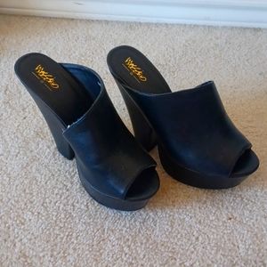 Black shoes